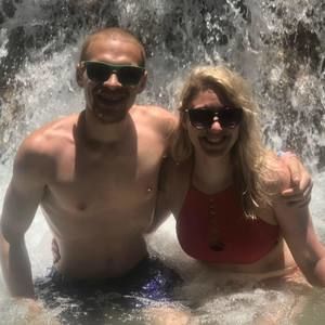 Meet your Posher, Marilyn